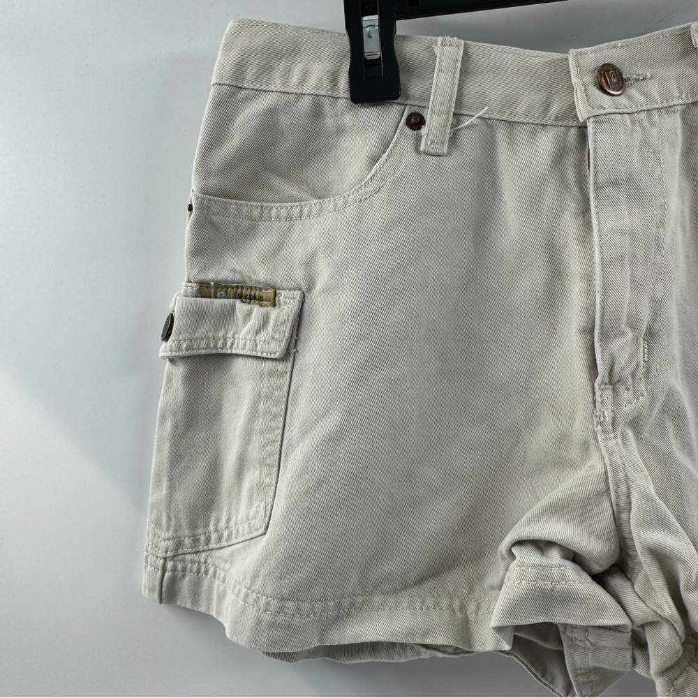 Lee Life Energy & Essence Light Beige Khaki Cargo Shorts | Women’s Size 7 - Picture 2 of 8